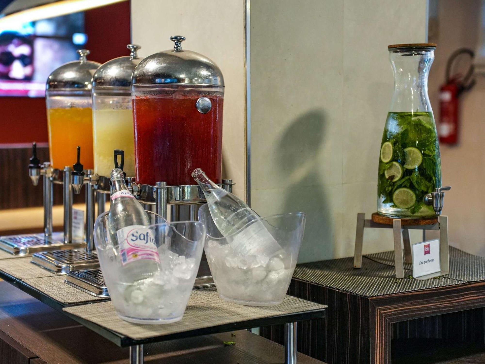 Ibis Tunis Hotel Bagian luar foto