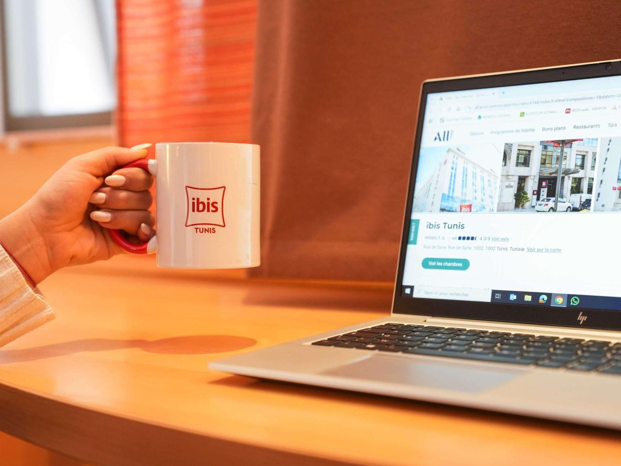Ibis Tunis Hotel Bagian luar foto
